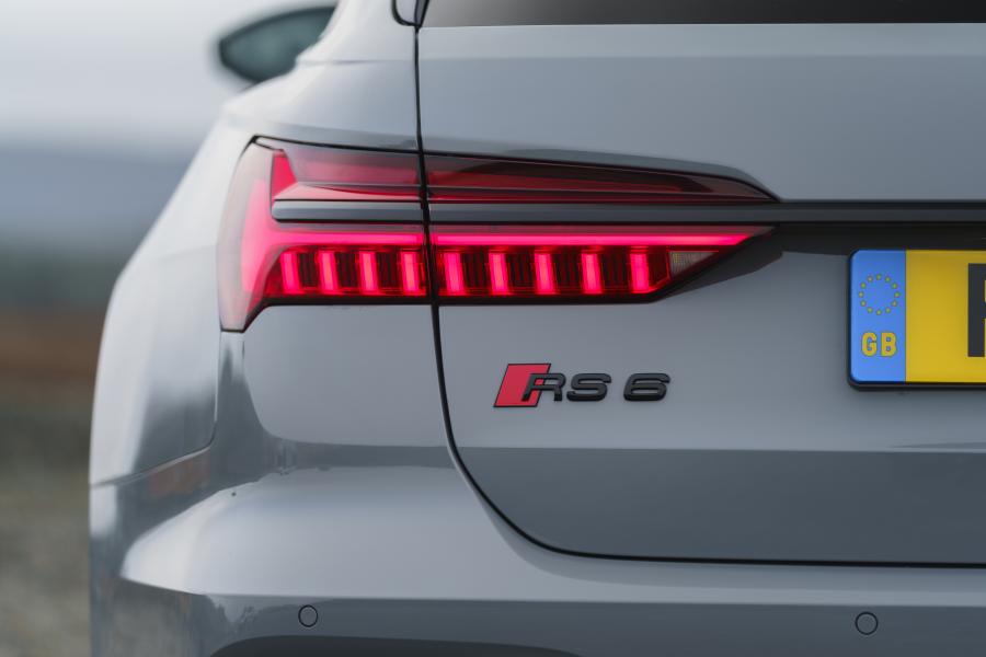 Детали экстерьера Audi RS6 Avant (C8) 2020 года  (UK) (фото 102 из 150)